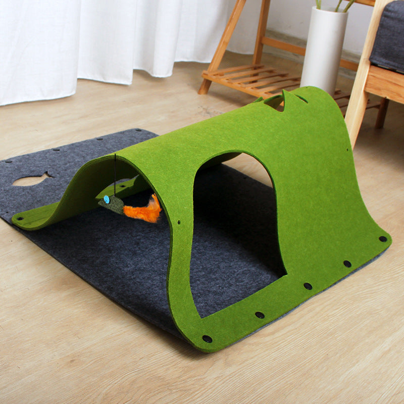 2-in-1 Felt Tunnel & Hideout for Rabbits & Ferrets